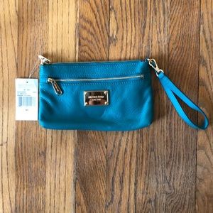 Michael Kors Lg Aqua Wrisrlet NWT